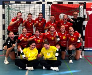 Mehr über den Artikel erfahren Frauen gewinnen trotz 7m-Schwäche knapp