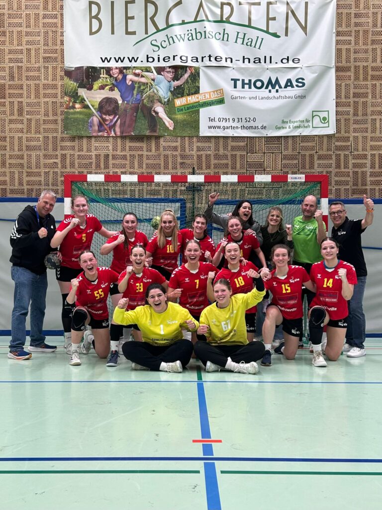 Mehr über den Artikel erfahren Frauen bleiben nach deutlichem Sieg auf Aufstiegskurs